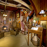 Club House 04